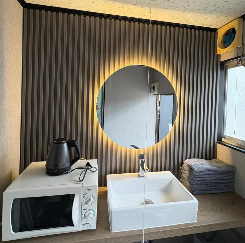 若葉コーポ103 Apartment in Fukuoka