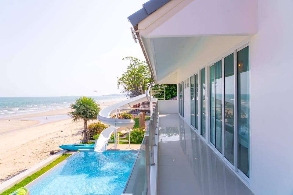 Bubble Sea Beachfront Chaam Villa in Thailand