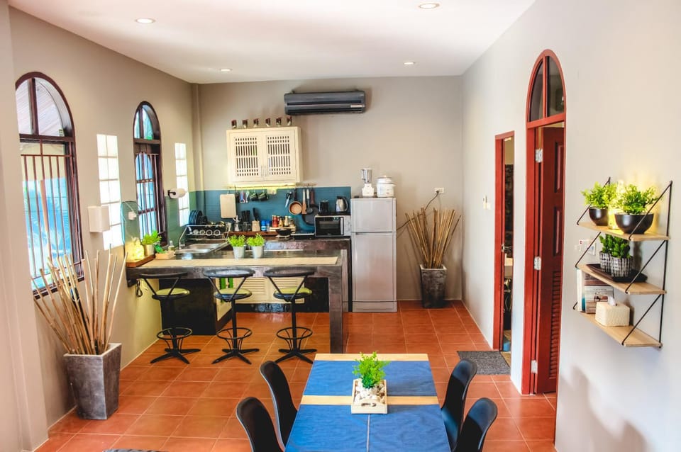 Serenity Holiday Pool Villa, Bangtao Beach House in Choeng Thale