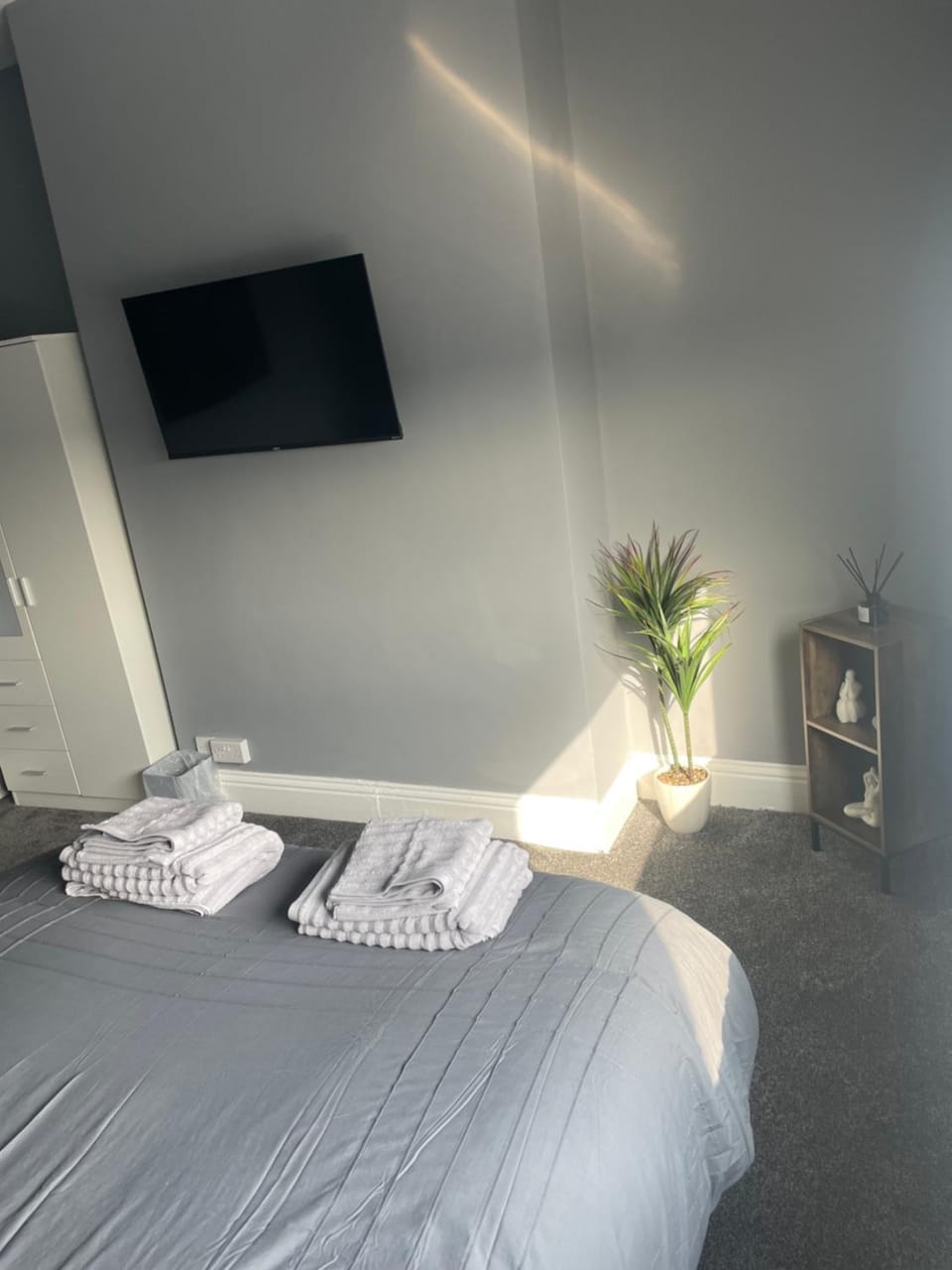 Affordable Luxury 4 Stunning apartment Sunderland close to City centre hospital Crown Works Studio and Nissan Apartment in Sunderland
