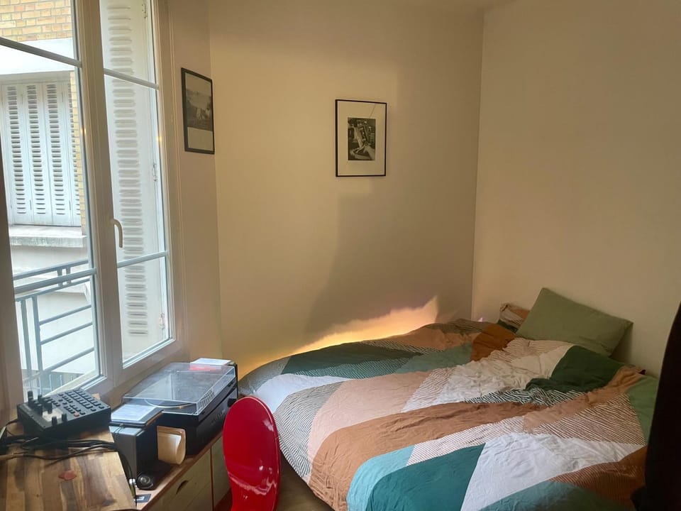Appartement chaleureux Apartment in Aubervilliers