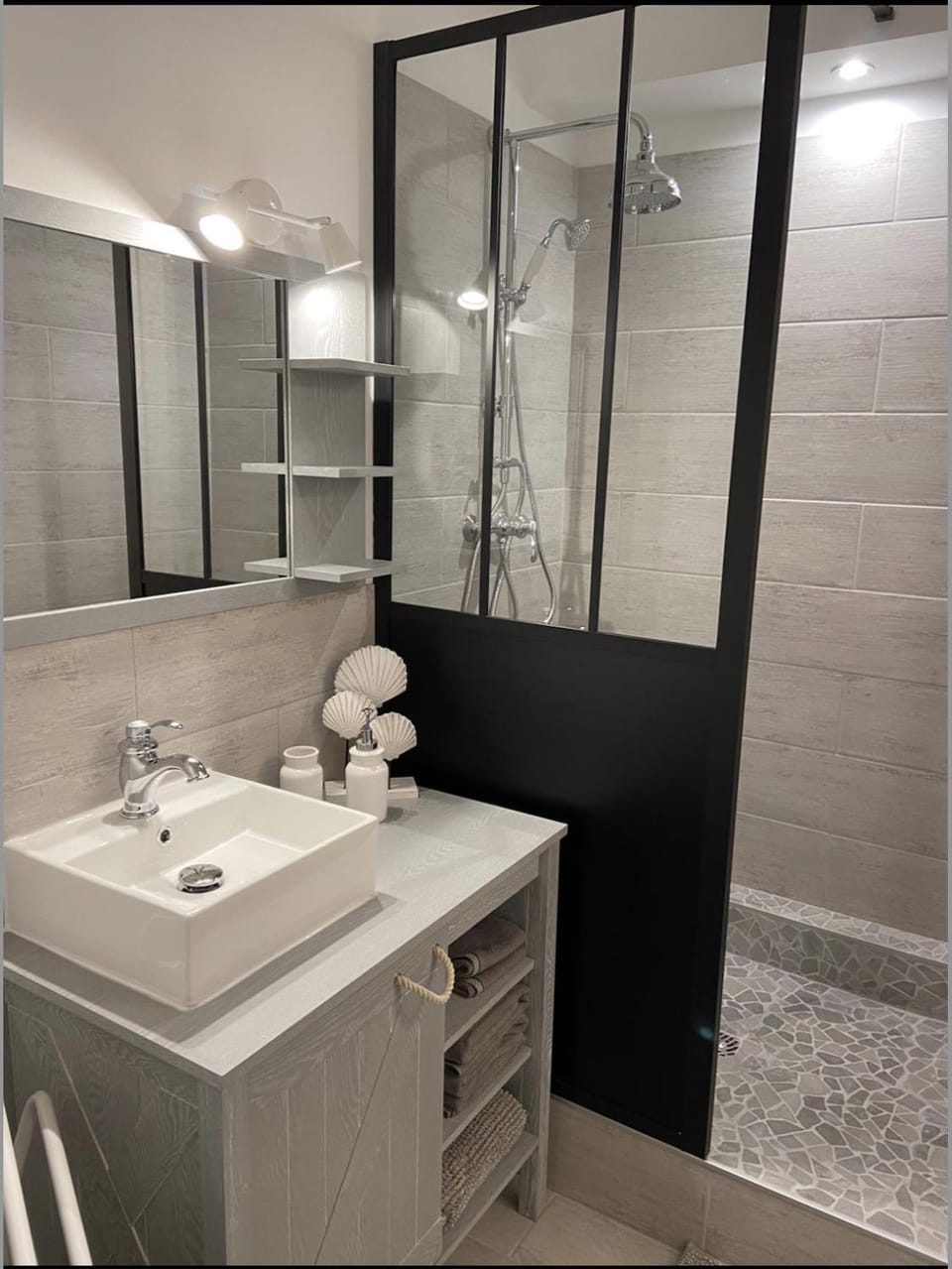 STUDIO LE PARC plage PEREIRE WIFI parking XXL Apartment in Arcachon