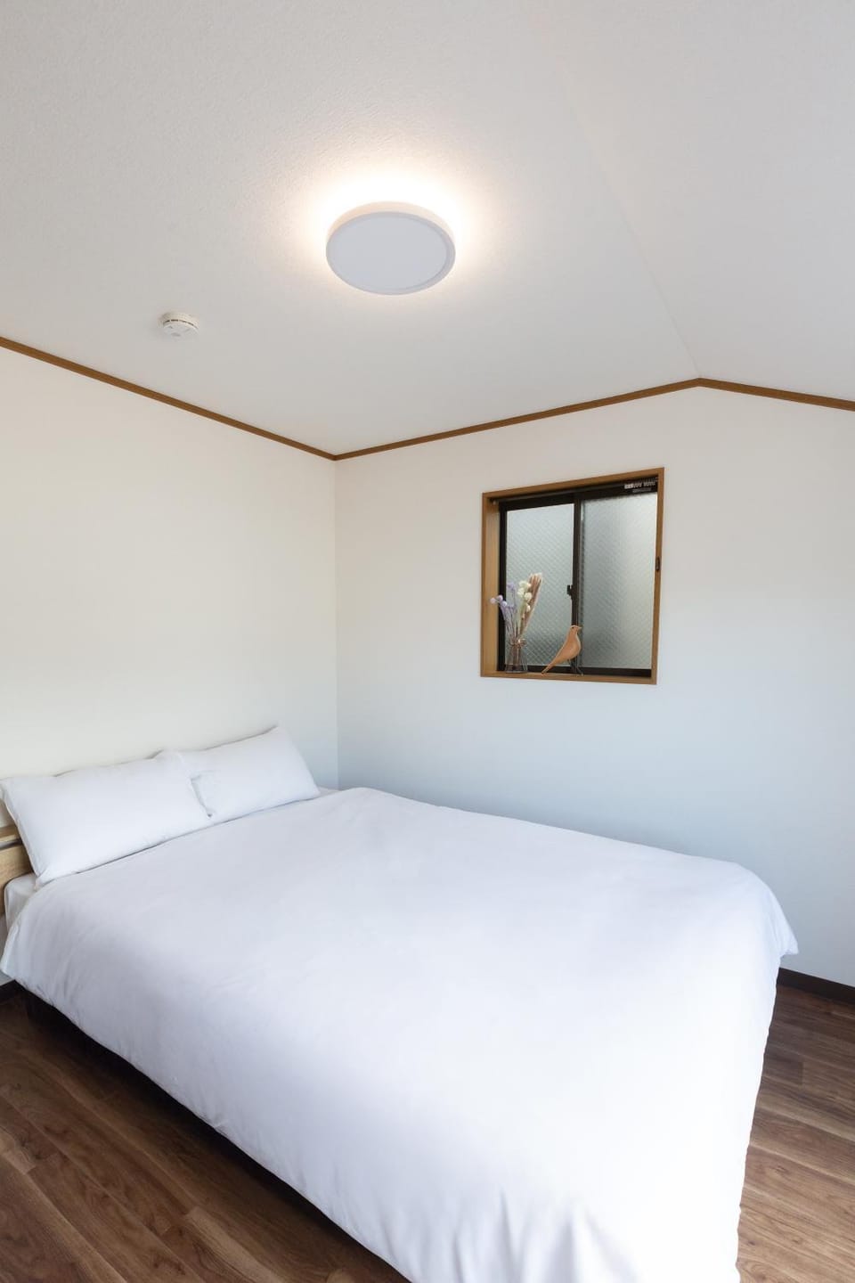 Bedroom, air conditioner