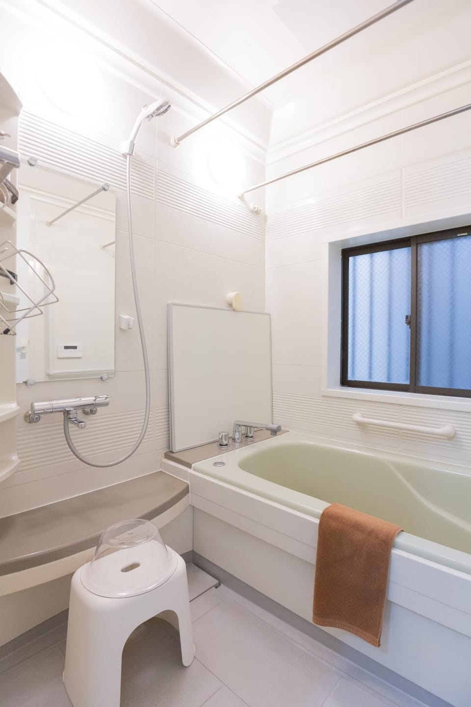 Shower, Bathroom, Bath, towels