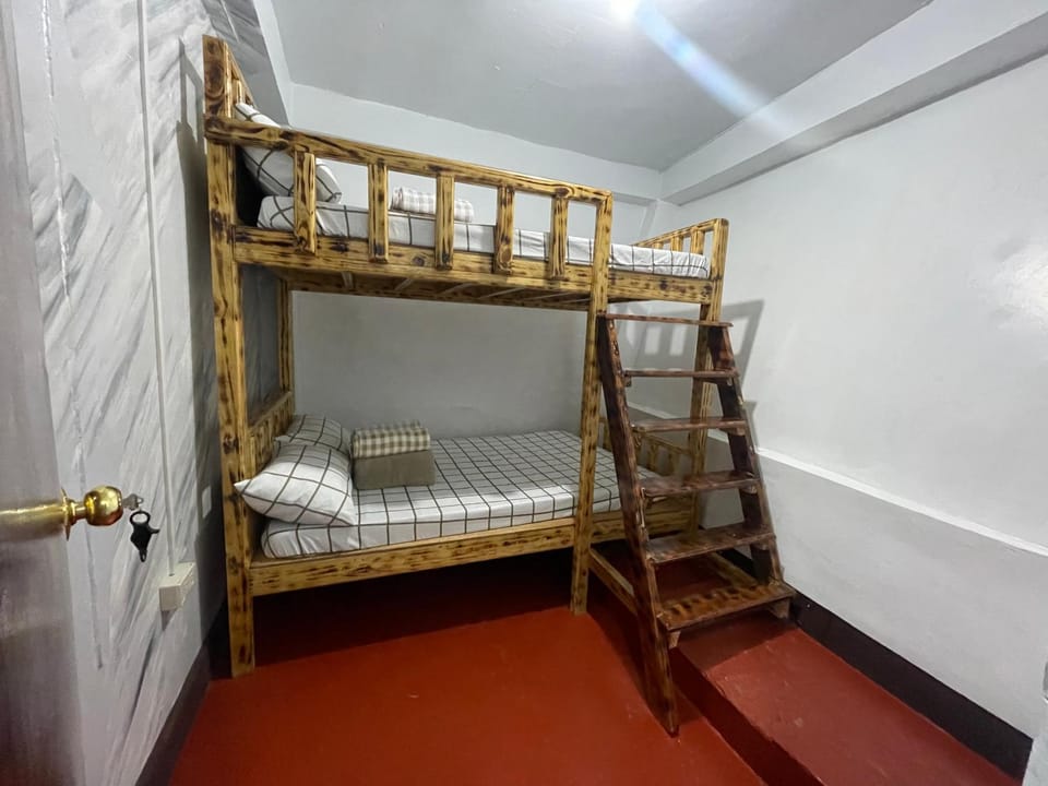 bunk bed