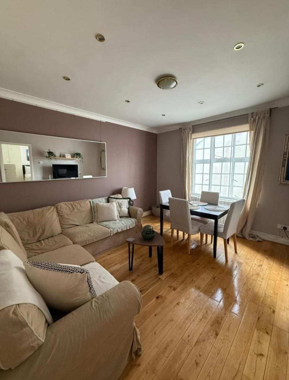 Living room, Seating area, Dining area