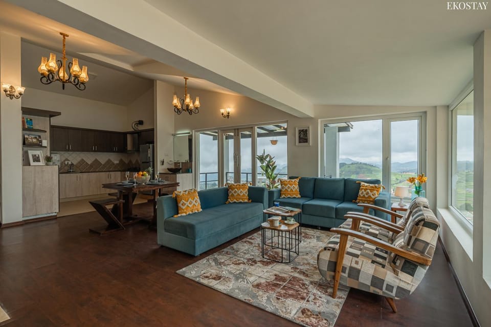 Kitchen or kitchenette, Living room, Seating area, Dining area