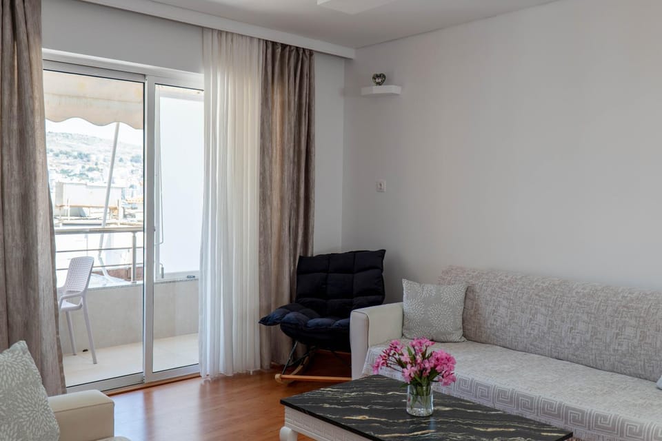 Portside Prime Apartment Apartment in Sarandë