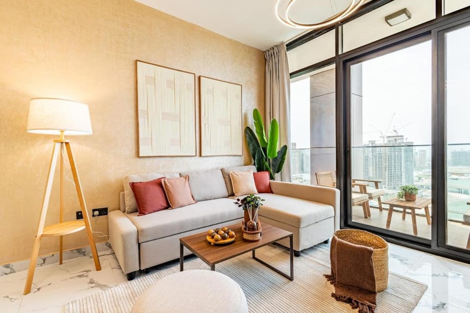 Full Cleveland & Canal View - Big Balcony - High Floor - 5 min walk from Cleveland, ADGM and Galleria Apartment in Abu Dhabi