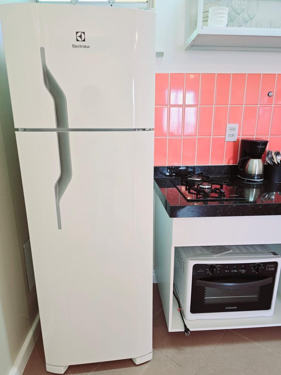 Kitchen or kitchenette, oven, stove