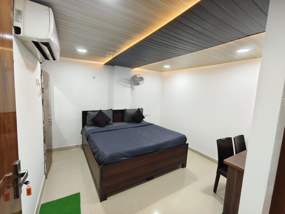 FabHotel Yatri Inn Hotel in Noida
