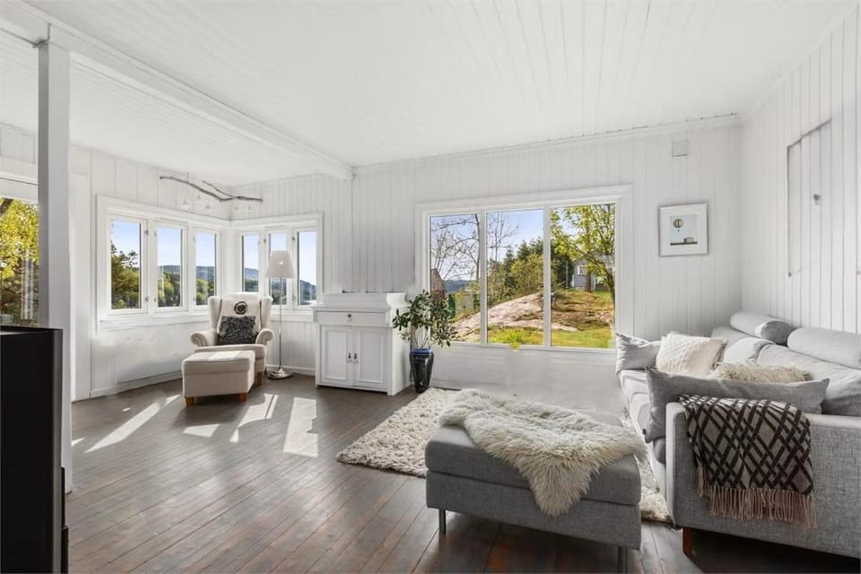 Living room, Seating area, Garden view