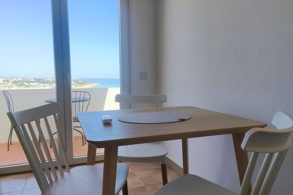 3E Blissful Albufeira Praia Apartment in Guia