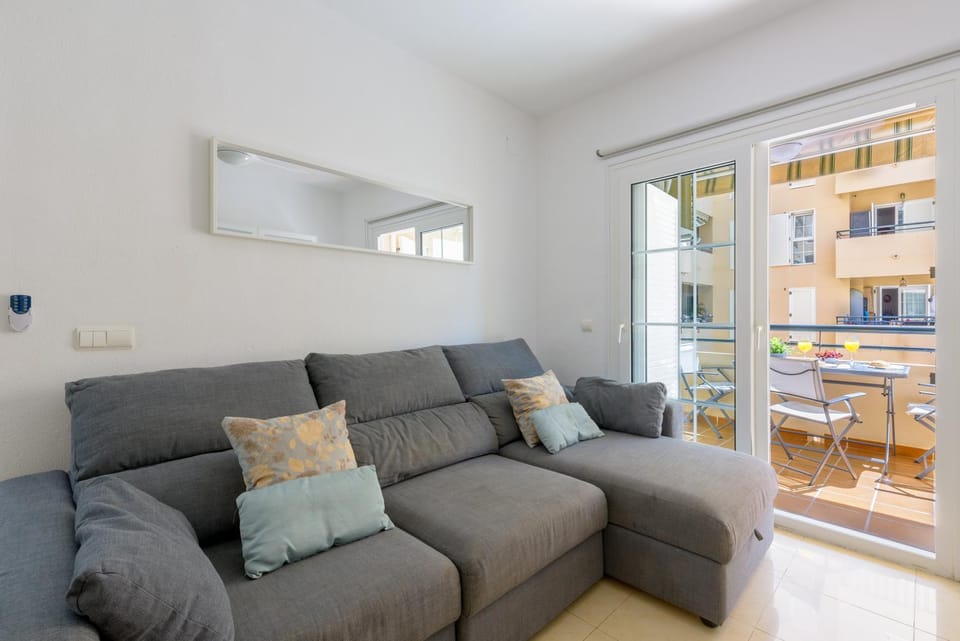 Balcony/Terrace, Living room