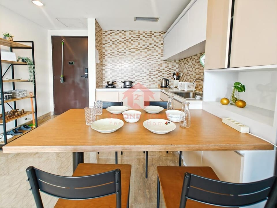 Luxury 1BR Royale Springhill Private Lift Apartment in Jakarta