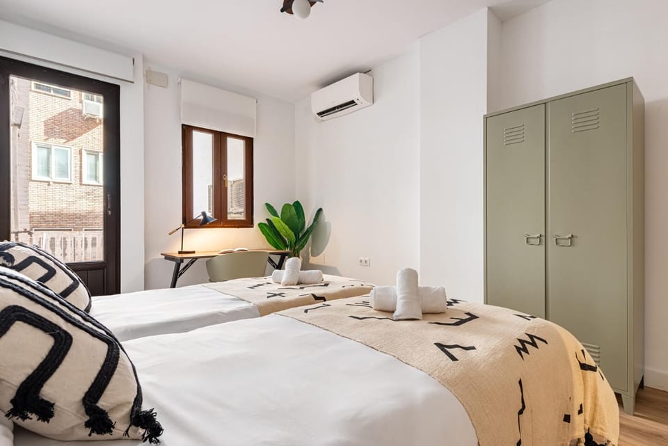 Casa de la Alegría Guest House Bed and Breakfast in Granada