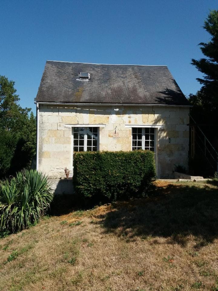 L'ecole des Filles House in Centre-Val de Loire