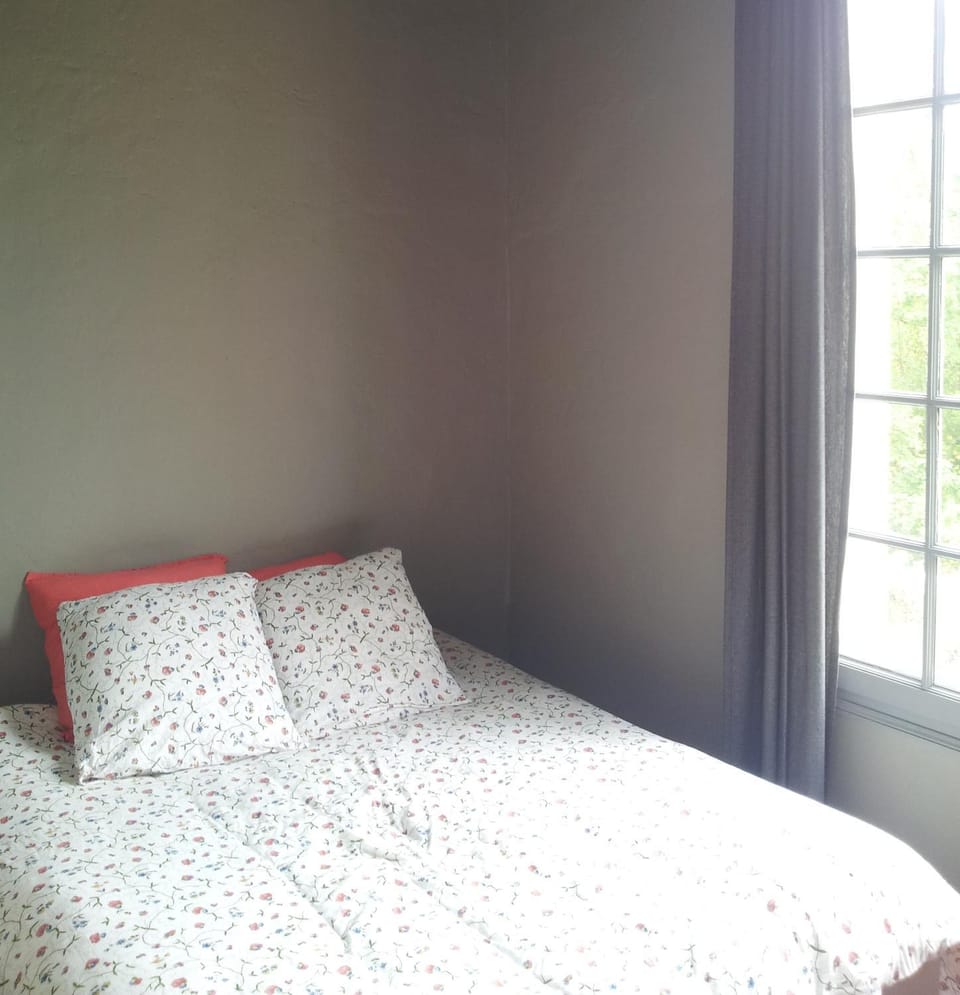 L'ecole des Filles House in Centre-Val de Loire