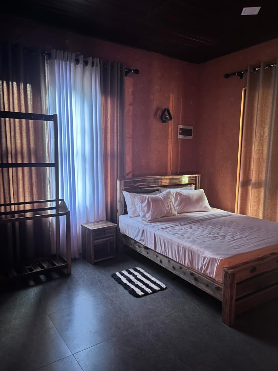 Bed, Photo of the whole room, Bedroom, air conditioner