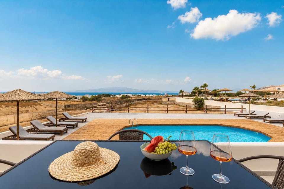 Villa Eira, Luxury Retreat Kastraki Naxos Villa in Decentralized Administration of the Aegean