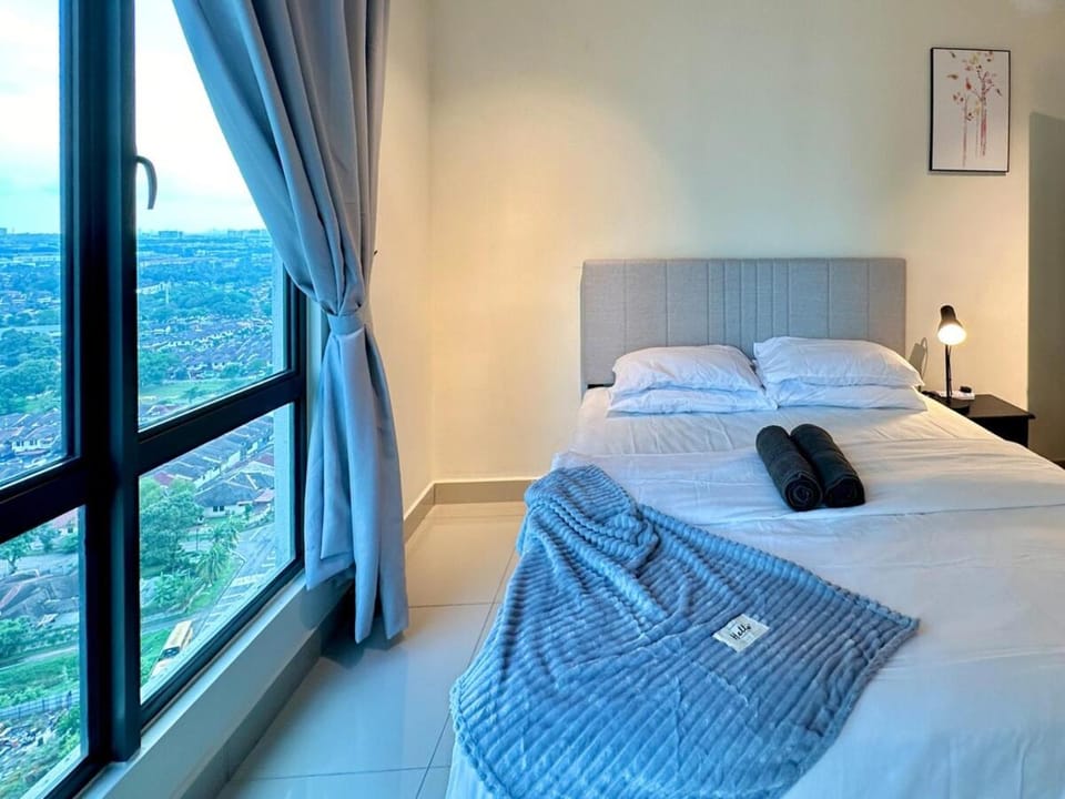 ARC Austin Hills Poolview 2B2B Apartment in Johor Bahru