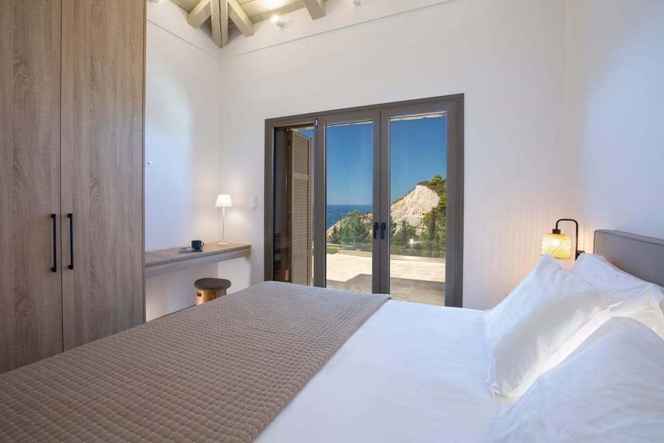 Bedroom, Sea view