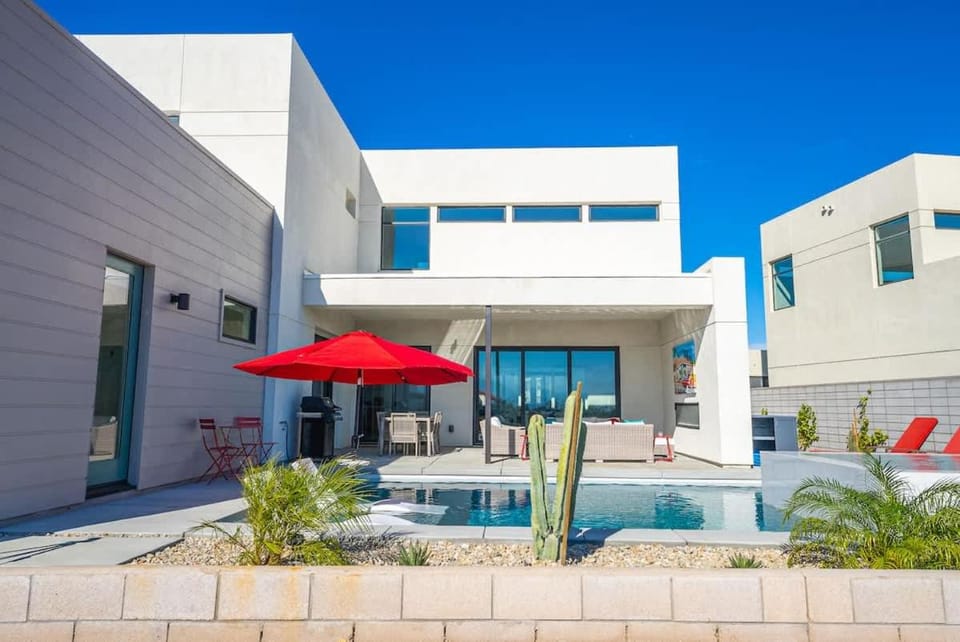 Hotel California at Miralon House in Palm Springs