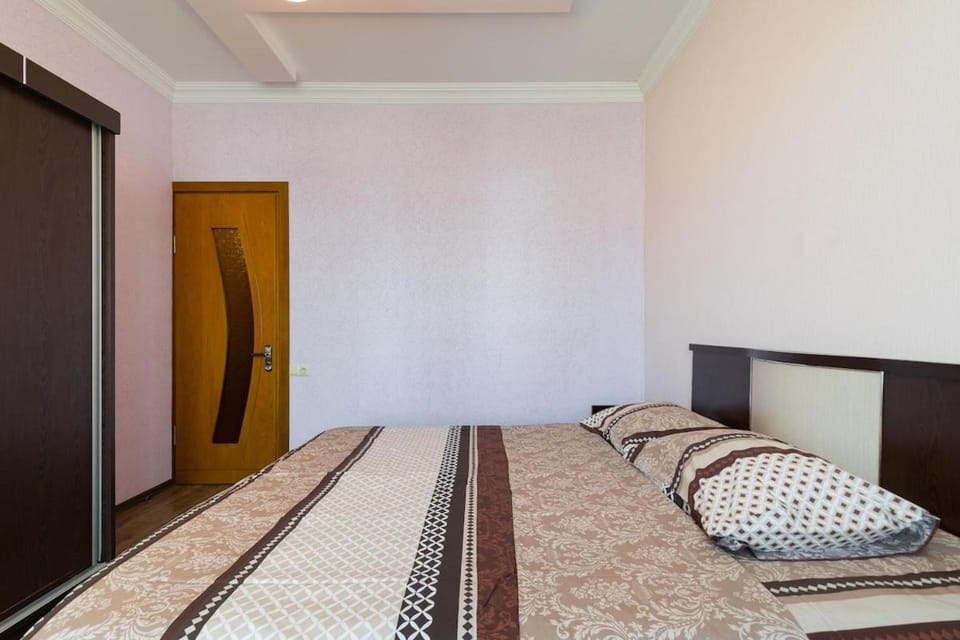 Bed, Bedroom, wardrobe