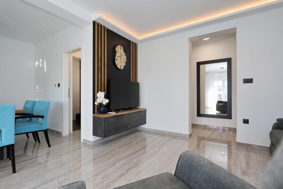 TV and multimedia, Living room
