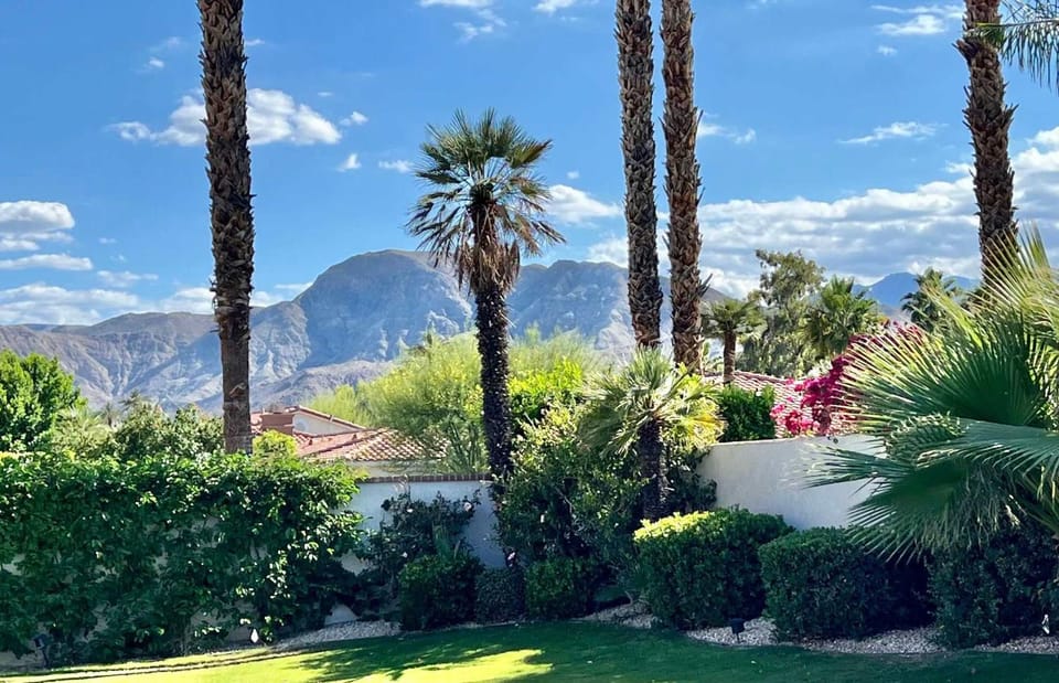Palm Breezes House in Cathedral City