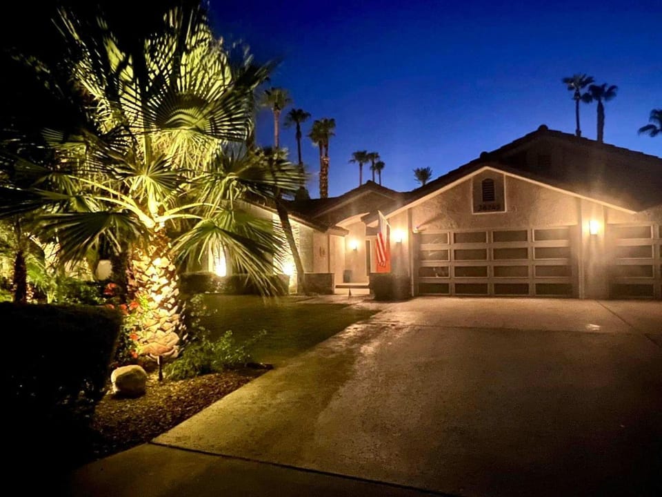 Palm Breezes House in Cathedral City
