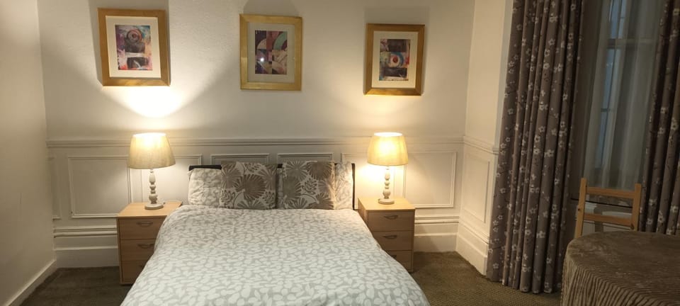 Curzon House Bed and Breakfast in City of Westminster
