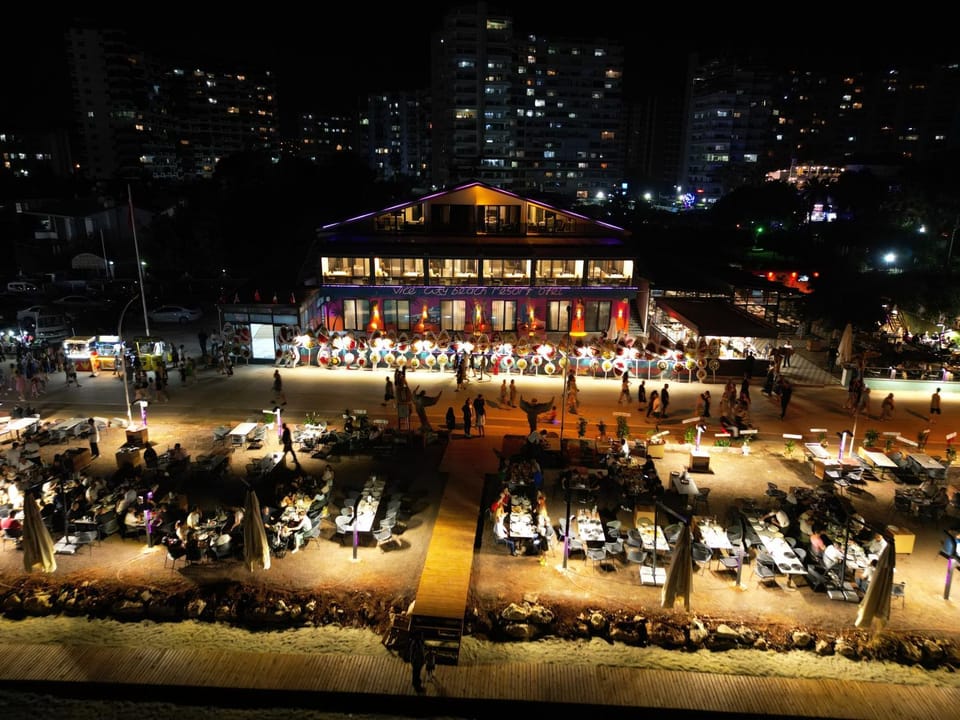 Property building, Restaurant/places to eat, Night, Banquet/Function facilities