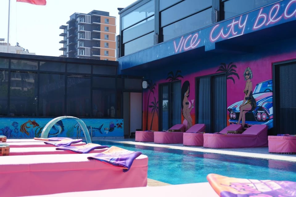 vice city beach resort otel Hotel in Mersin