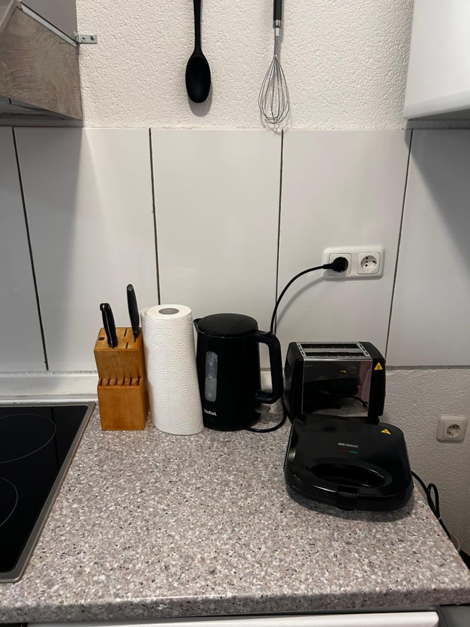 Coffee/tea facilities, Kitchen or kitchenette, minibar, stove, toaster