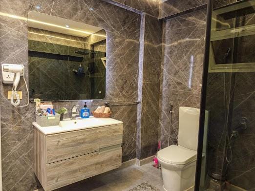 Modern Super Lux Mohandessin Flat Perfect for Gulf Travelers Apartment in Egypt