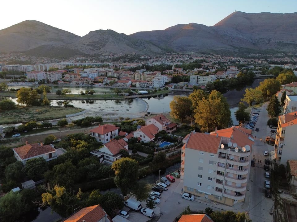 View (from property/room), City view, Mountain view, River view