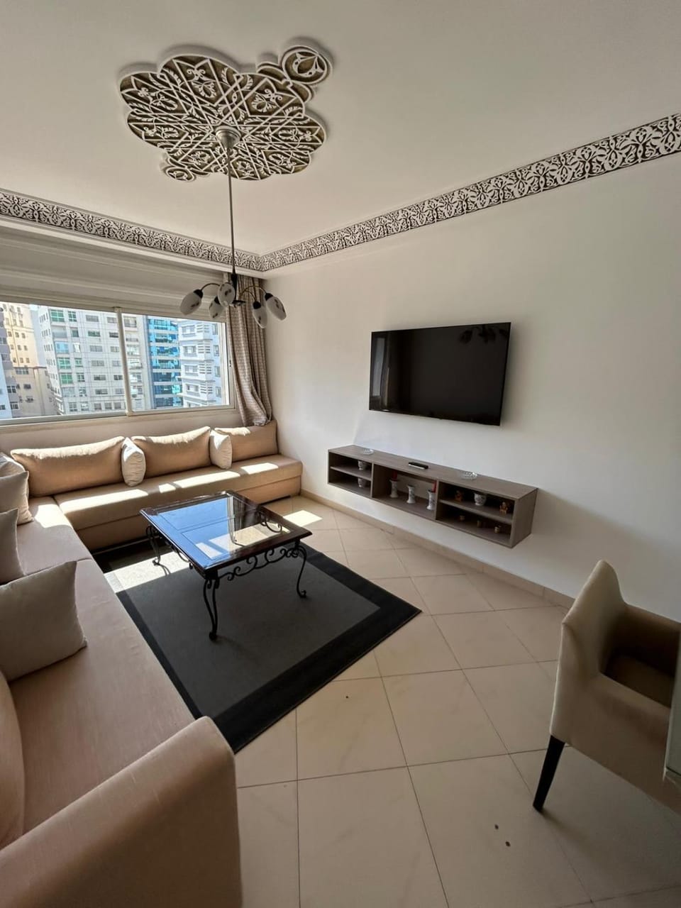 Communal lounge/ TV room