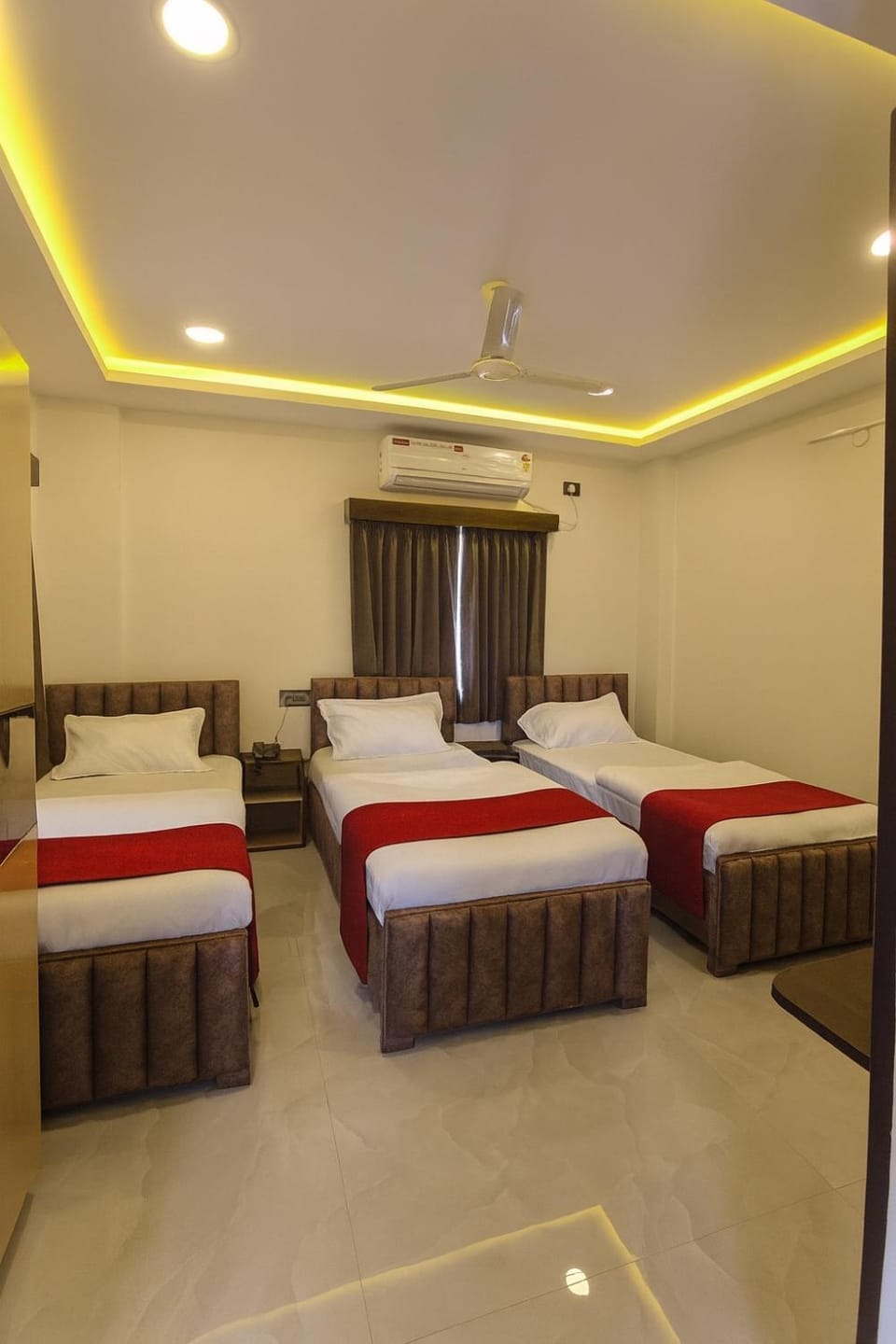 Hotel Legacy Grand - Rooms & Suites - Near AIG Hospital Inn in Hyderabad