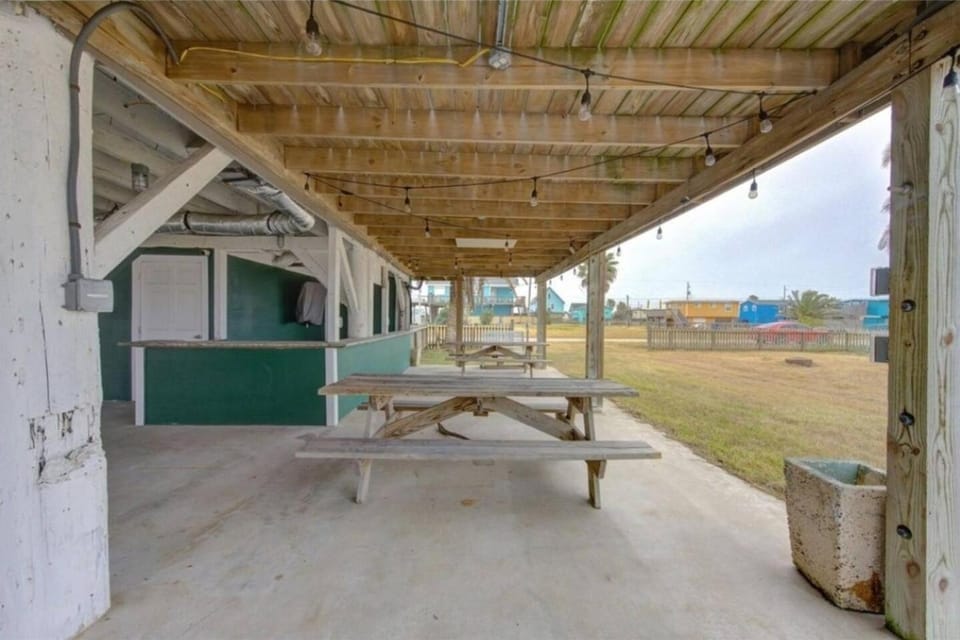 Lounge or bar