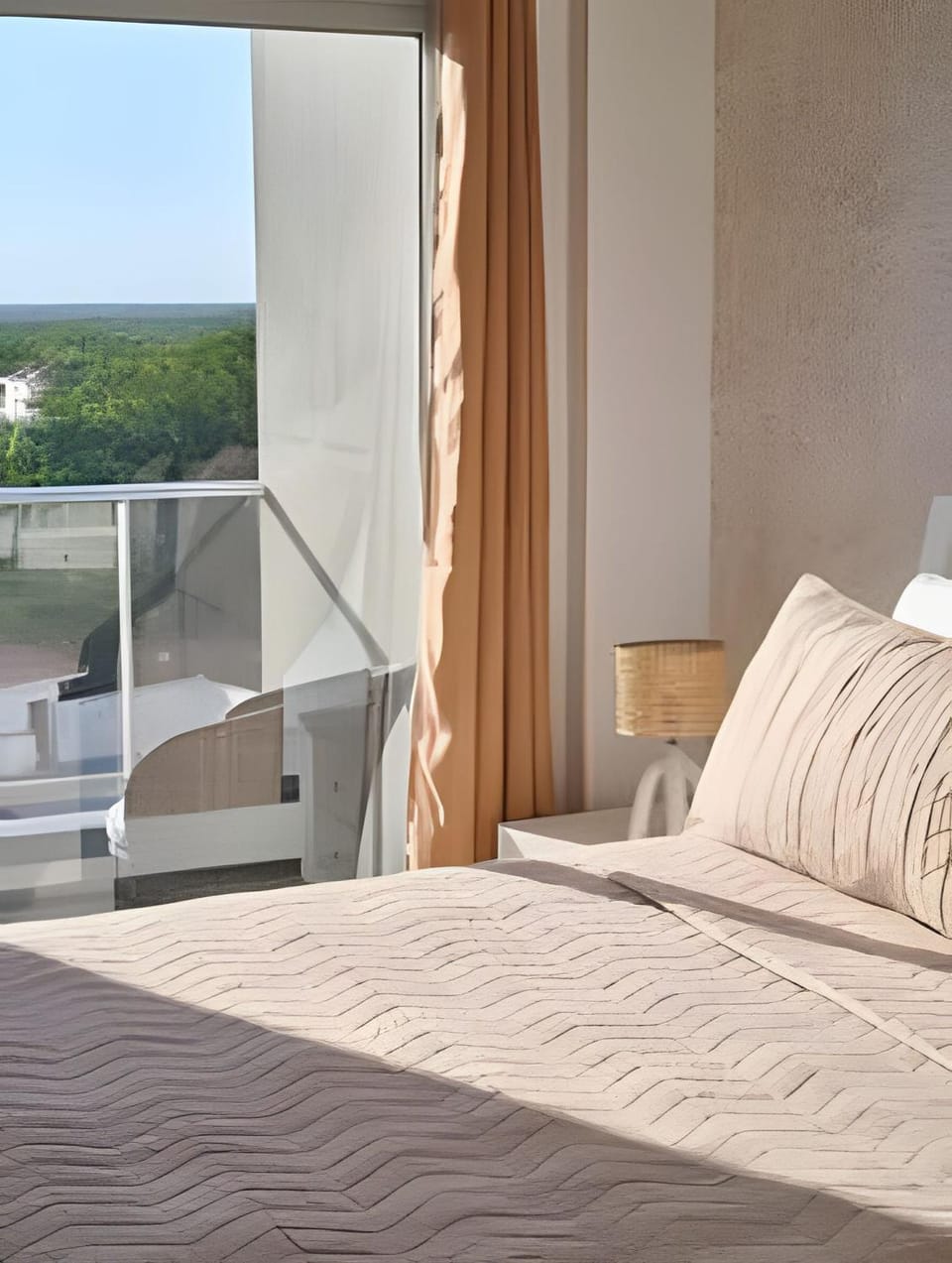 Bed, Balcony/Terrace, Bedroom