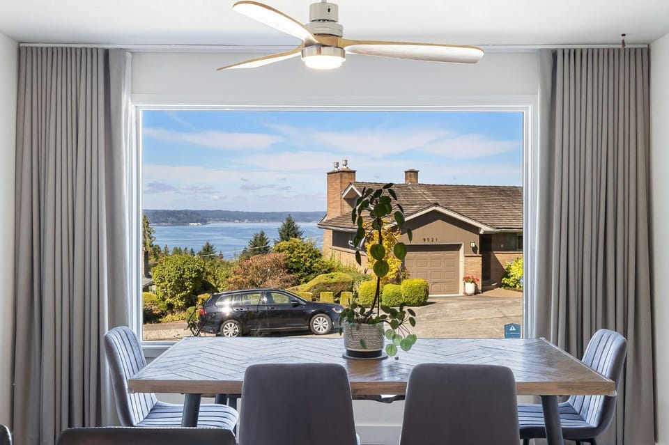 Dining area, Sea view