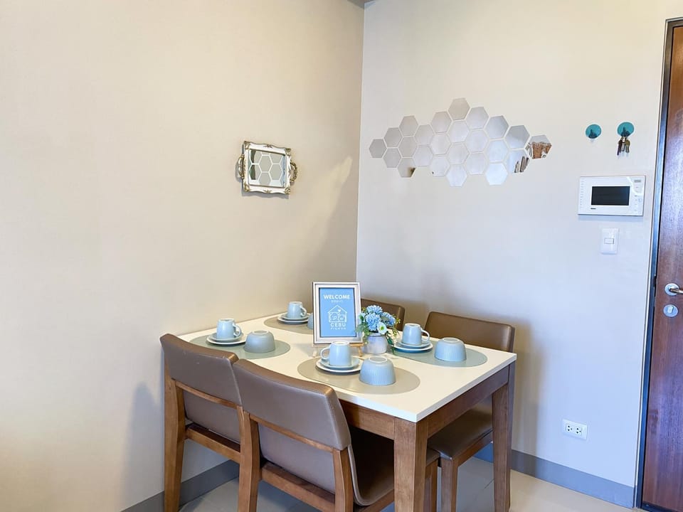Mactan Newtown Seaview Condo by Cebu Pigmom Apartment in Lapu-Lapu City