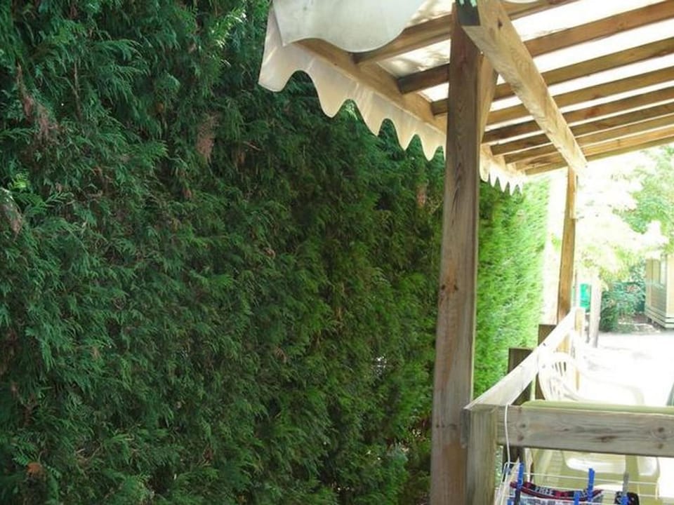 Mobil home confortable avec terrasse à Bormes-les-Mimosas - API-1-52-332 Campground/ 
RV Resort in Bormes-les-Mimosas