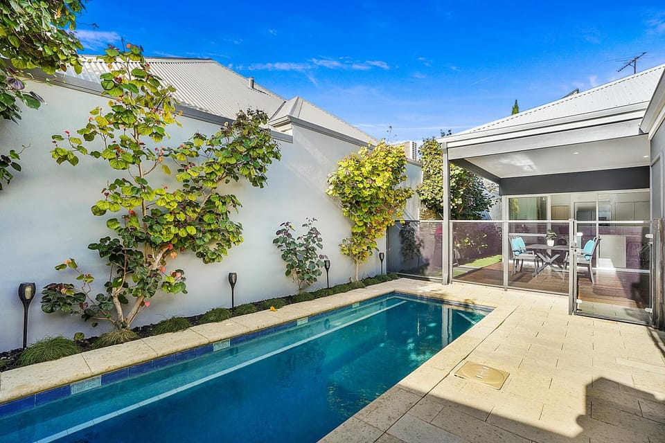 Day, Pool view, Swimming pool, Swimming pool