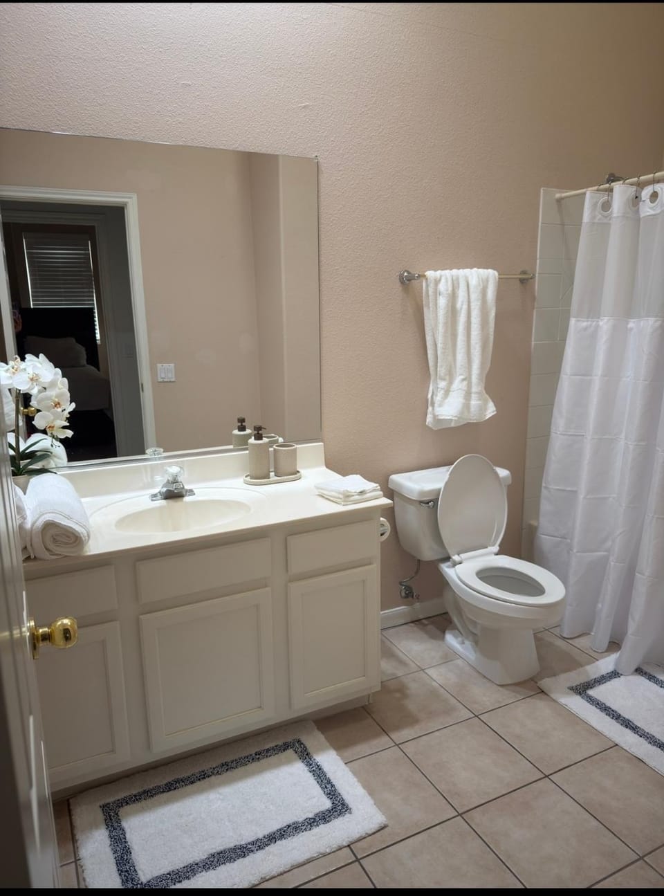 TPC Golf Course North Scottsdale Apartment in Scottsdale