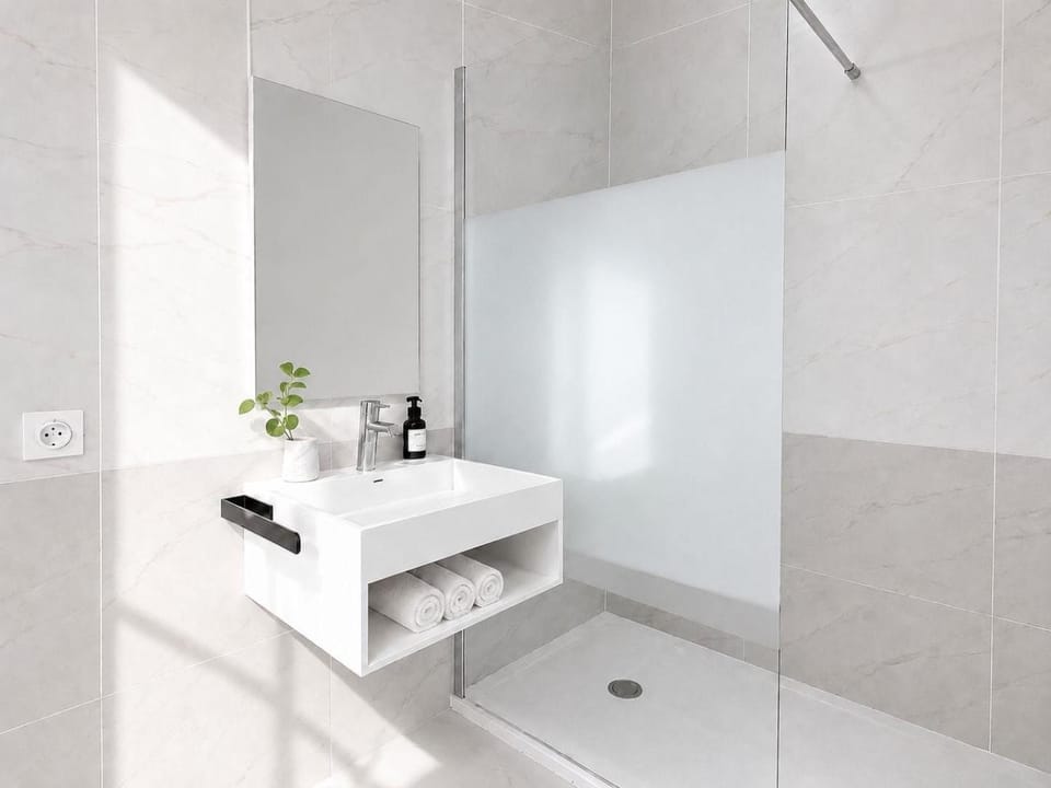 Shower, Bathroom