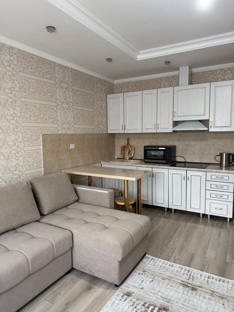 Элитная 2-х комнатная квартира возле Меги Розыбакиева Apartment in Almaty