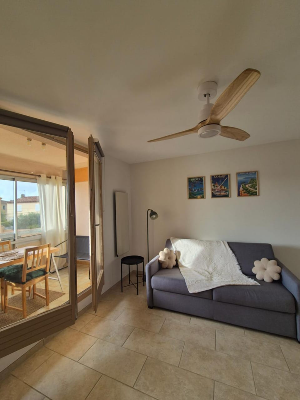 Cozy studio proche plages et gare Apartment in Sanary-sur-Mer