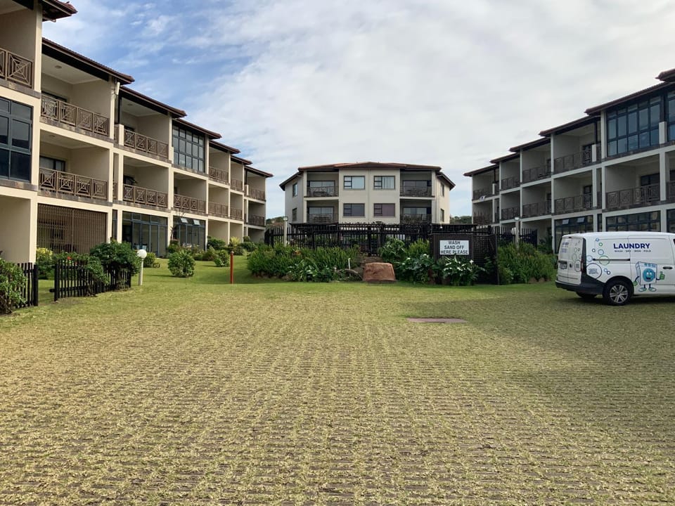 Property building, Natural landscape, Garden view